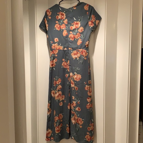 Blue floral midi - Picture 3 of 3